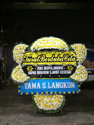 Papan Bunga Duka di Aluh Aluh